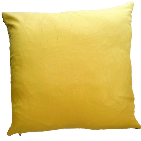 Chanel Wool Cushion by Fili NY - Picture 3 of 3